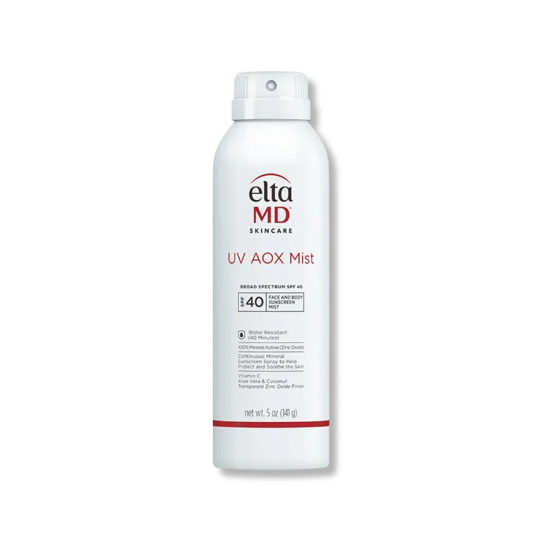 Aplicación 360 grados del spray solar EltaMD UV AOX Mist SPF 40 en cuerpo y espalda