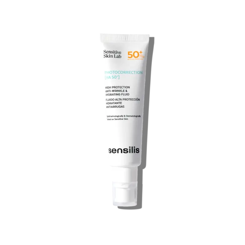 Sensilis Photocorrection HA 50+, fluido solar antiarrugas con ácido hialurónico y vitamina D3 booster para piel sensible.